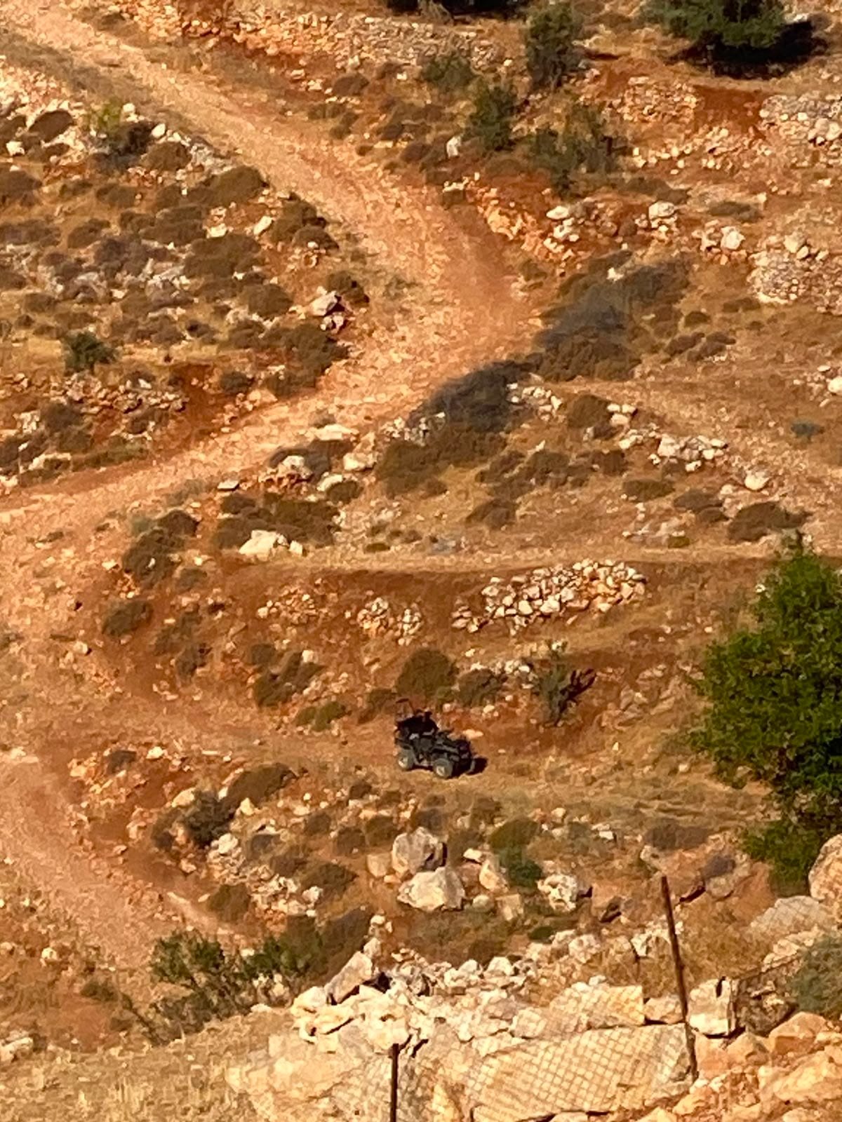 Israeli settlers raid Burqa village, attempt to steal Palestinian livestock